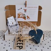 Brievenbus cadeau - brievenbus cadeau geboorte - hoera een jongen - geschenk pakketen - brievenbus cadeaus