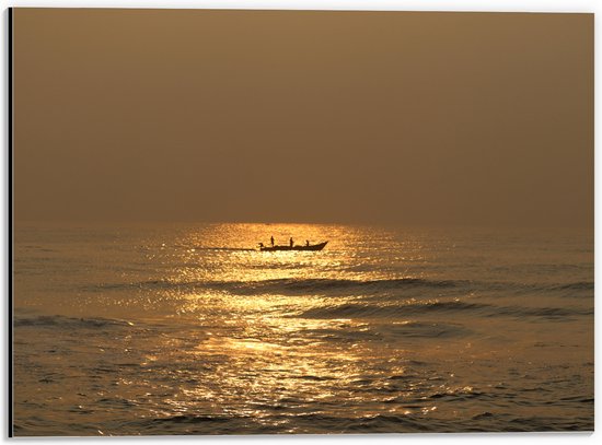 Dibond - Oceaan - Zee - Bootje - Mensen - Zonlicht - 40x30 cm Foto op Aluminium (Wanddecoratie van metaal)