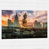 Muursticker - Gouden Boeddha voor Wat Paknam Phasi Charoen in Bangkok, Thailand - 90x60 cm Foto op Muursticker