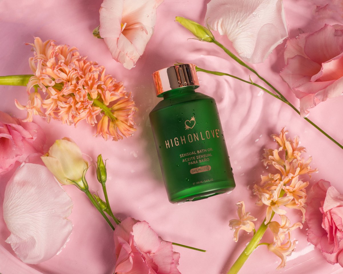 Goedkoopste HighOnLove - CBD Sensual Bath & Body Oil 100 ml