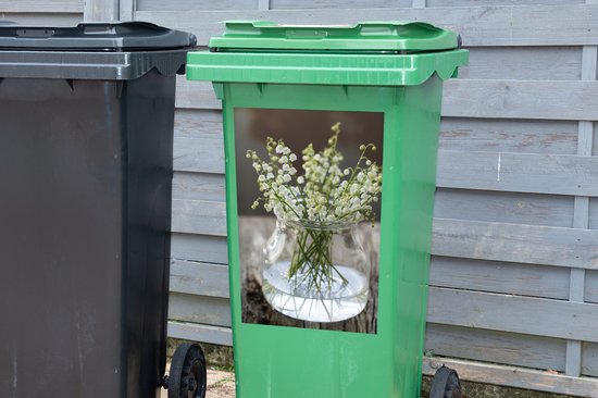 Autocollant conteneur Le muguet - Le muguet dans un vase transparent - 40x60 cm - autocollant poubelle à roulettes - autocollant conteneur résistant aux intempéries