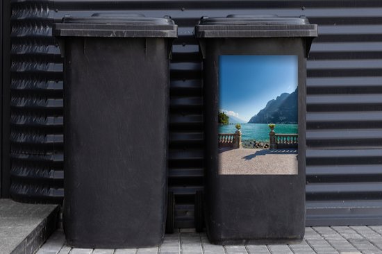 Container sticker Het Gardameer - Promenade in het Gardameer Klikosticker - 40x60 cm - kliko sticker - weerbestendige containersticker