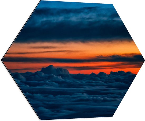 Dibond Hexagon - Wolken - Lucht - Kleuren - 80x69.6 cm Foto op Hexagon (Met Ophangsysteem)