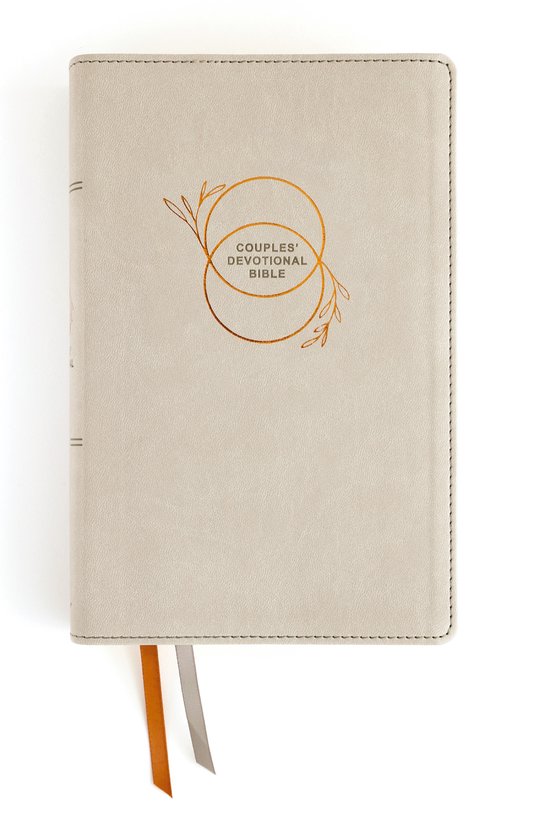 NIV, Couples' Devotional Bible (Build a Biblical Foundation  ... - cover