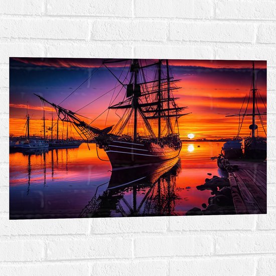 Muursticker - Groot Zeilschip op de Wateren bij de Avondzon - 75x50 cm Foto op Muursticker