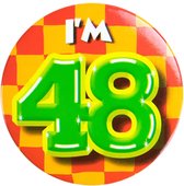 Button 48 Jaar - Button met speld (55mm) - Leeftijd badge - 48 Jaar versiering - Accessoires - Rozet I'm 48 - Verjaardag jongen / meisje / man / vrouw - Button 48 Jaar