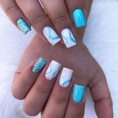 Press On Nails - Nep Nagels - Blauw - Wit - Glitter - Short Oval - Manicure - Plak Nagels - Kunstnagels nailart - Zelfklevend - 5B