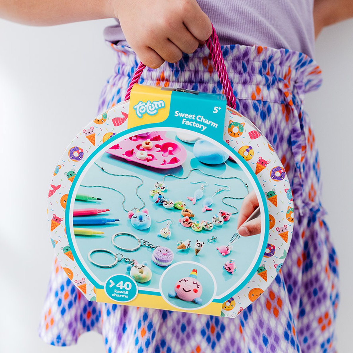 Totum knutsel koffertje kawaii sieraden, armbandjes maken - Sweet Charm Factory - creatief speelgoed meisjes vanaf 5 jaar cadeau tip — afbeelding 9