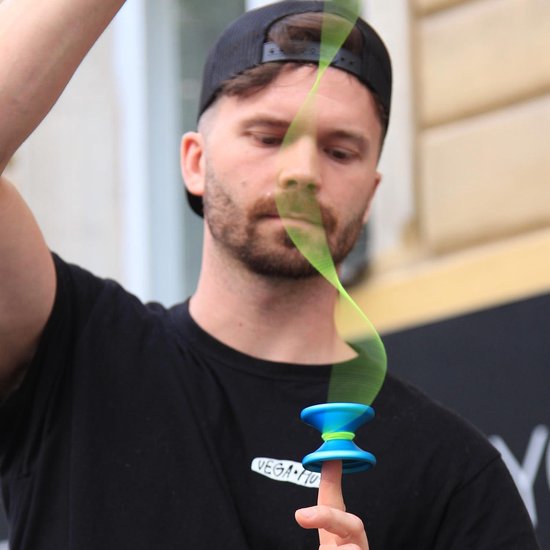 YoYoFactory Bullseye - Neresponzivní kovové yoyo s ložiskem YoYoFactory Bullseye - Neresponzivní kovové yoyo s ložiskem