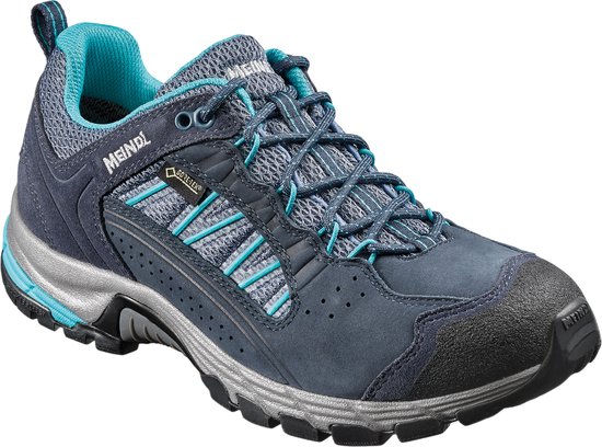 Donkerblauwe lage wandelschoen met turquoise accenten, GORE-TEX logo en veters.