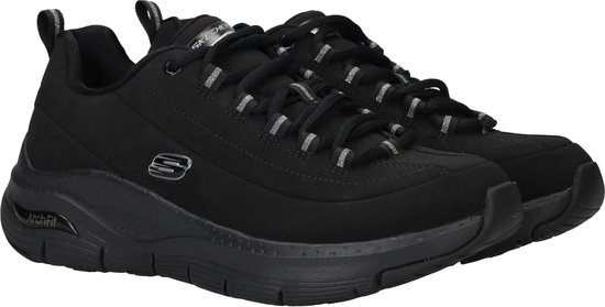 Zwarte Skechers Arch Fit sneaker met zilveren accenten op de veters en logo.