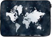 Laptophoes 13 inch - Wereldkaart - Blauw - Waterverf - Laptop sleeve - Binnenmaat 32x22,5 cm - Zwarte achterkant