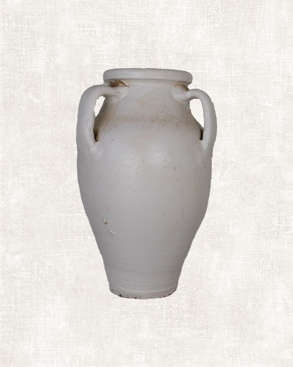 Clay Ateliers Griekse terracotta vaas wit | Antieke Terracotta Vaas | Handgemaakte Aardewerken Pot | Traditioneel Griekse Stijl | Rustieke Klei Kan | Uniek Design | Decoratieve Accessoire | Clay Ateliers