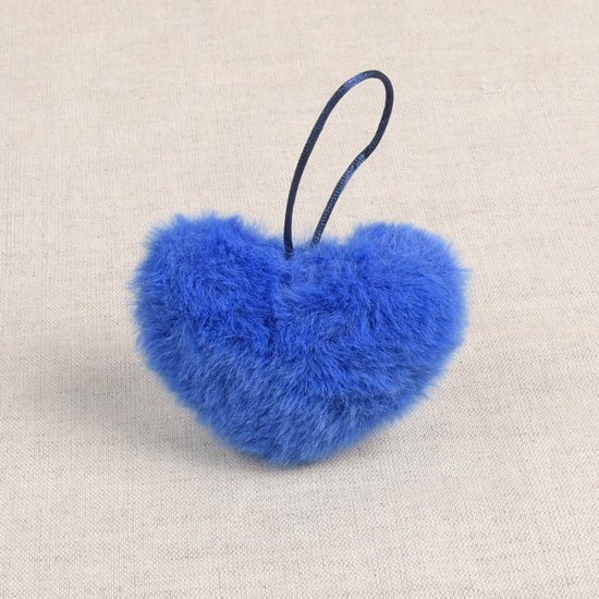 Felblauwe pompon hartjes met koordje