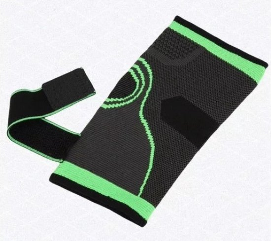 Genouillère grise avec accents verts et bande velcro réglable.