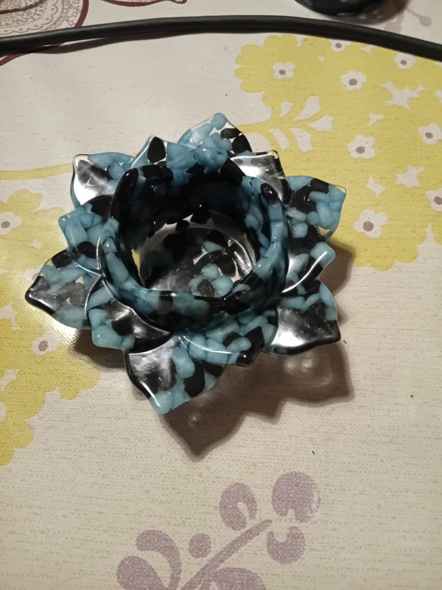 starwolf, theelichthouder lelie, blauw/zwarte steentjes