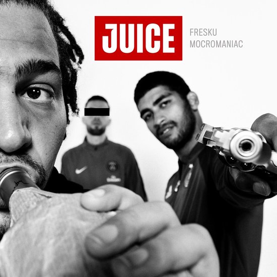 Albumcover met Juice logo. Drie mannen, een in close-up met een vape, twee op de achtergrond.