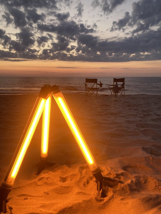 Expeditie Lantaarn - Waterdichte oplaadbare led lamp met Powerbank. Oplaadbaar Accu Powerbank Overlanding Outdoor Werklamp Camping Fotografie / Brandtijd tot 55 uur / Dimbaar USB-C USB-A van Exped — afbeelding 3