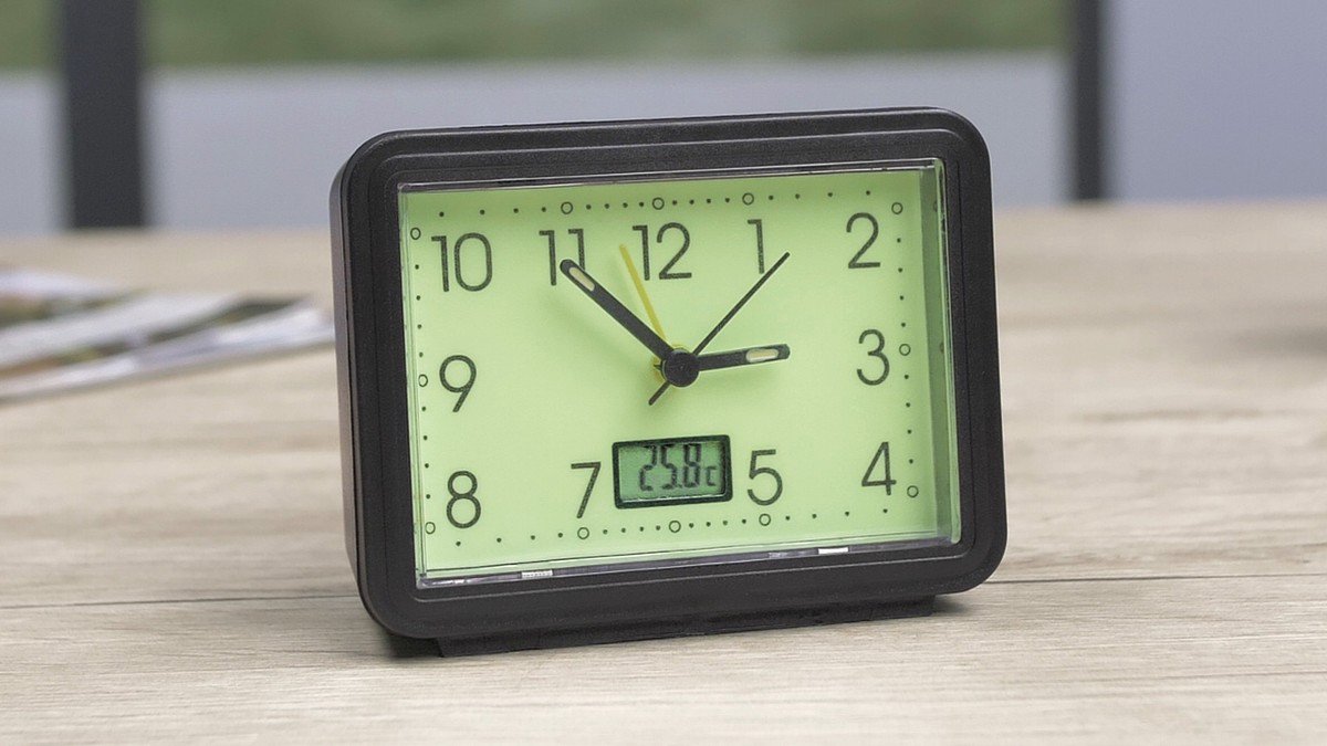 Lichtgevende wekker met thermometer