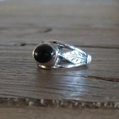 Zilveren ring Leaf Black Onyx