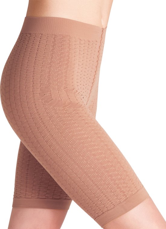 Bruine panty met een golvend diamantpatroon, tot halverwege het bovenbeen.
