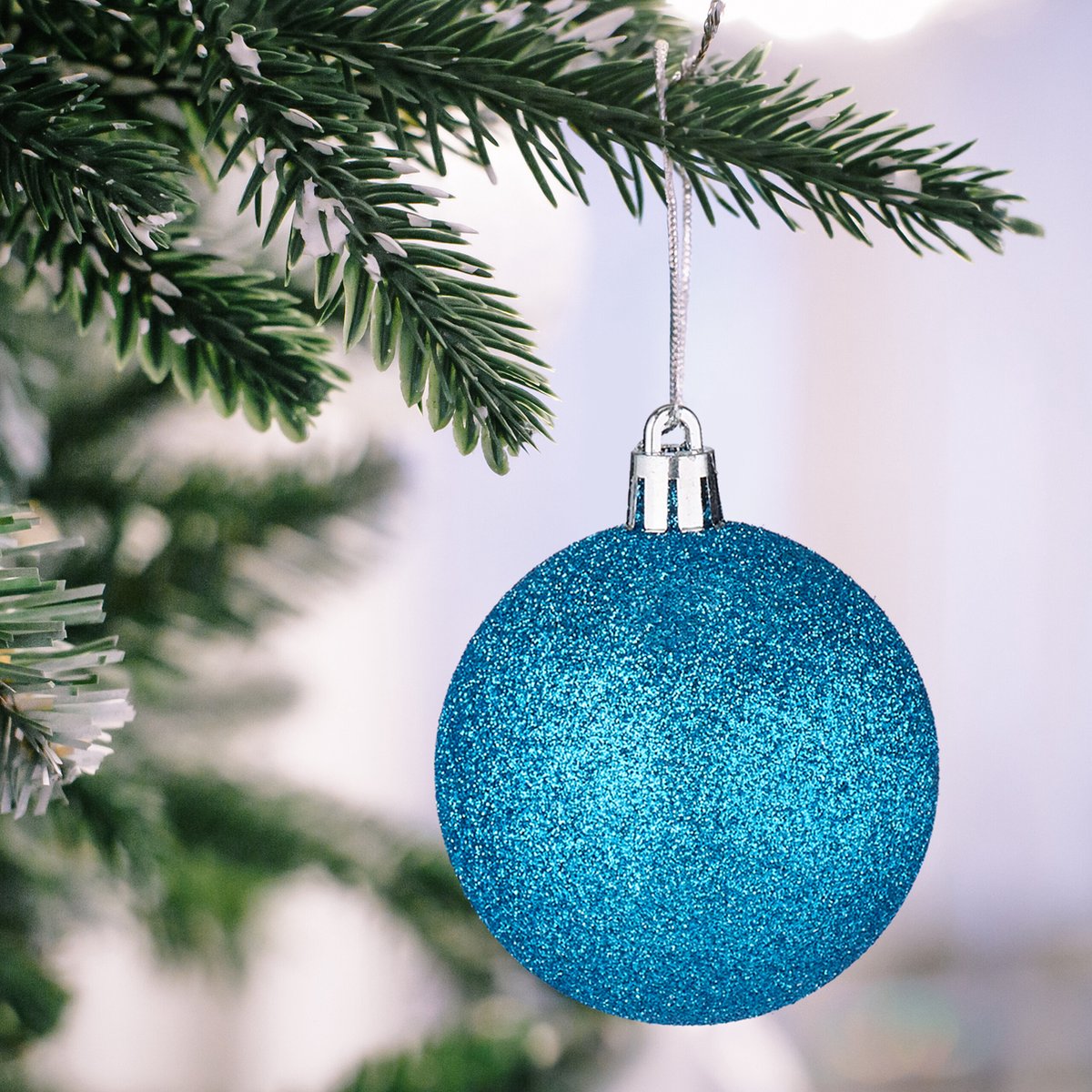 Kerstballen set van 100 - plastic - mat - glanzend - glitters - 10 designs - turquoise – foto 3