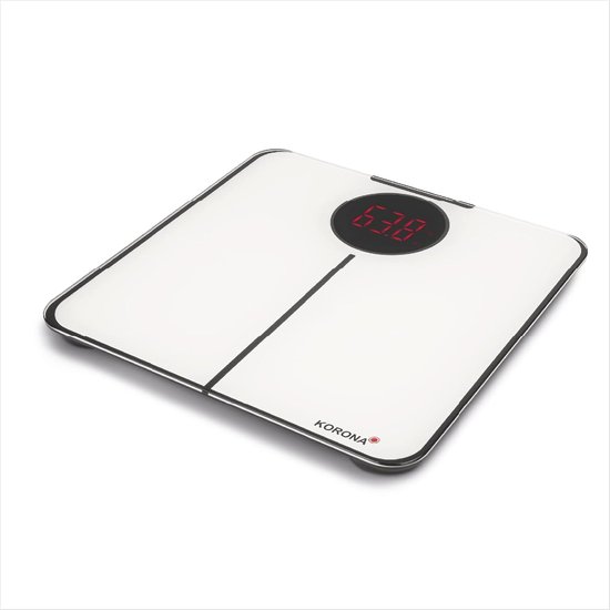Balance corporelle blanche avec écran numérique noir indiquant 63.8. Bord chromé.