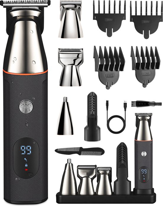 Zwarte en zilveren trimmer met oranje accenten, digitaal display, diverse opzetstukken, kammen, neustrimmer, bodygroomer en oplader.