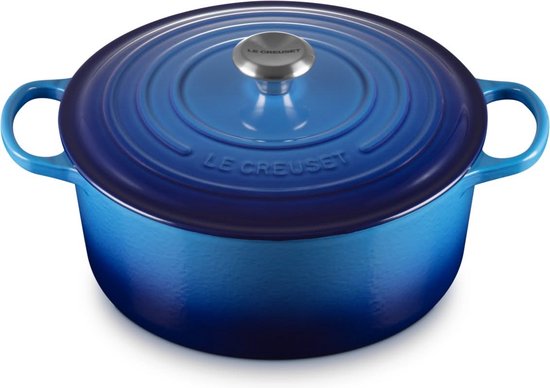 Le Creuset Braadpan Signature Azure – Ø 28 cm / 6,7 Liter – XL Stoofpan van Gietijzer – In Levendige Azure Kleur – Geschikt voor Grote Gerechten, Feestmaaltijden en Langzaam Garen – Voor Oven, Inductie en Meer – Kleurvast en Energie-efficiënt