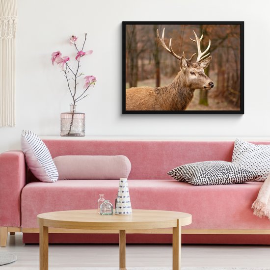 Affiche encadrée - Cadre photo 80x60 cm - Posters - Cerf - Animal - Forêt - Automne - Tête de cerf - Marron - Nature - Affiche encadrée noire - Décoration - Décoration murale salon - Décoration murale chambre