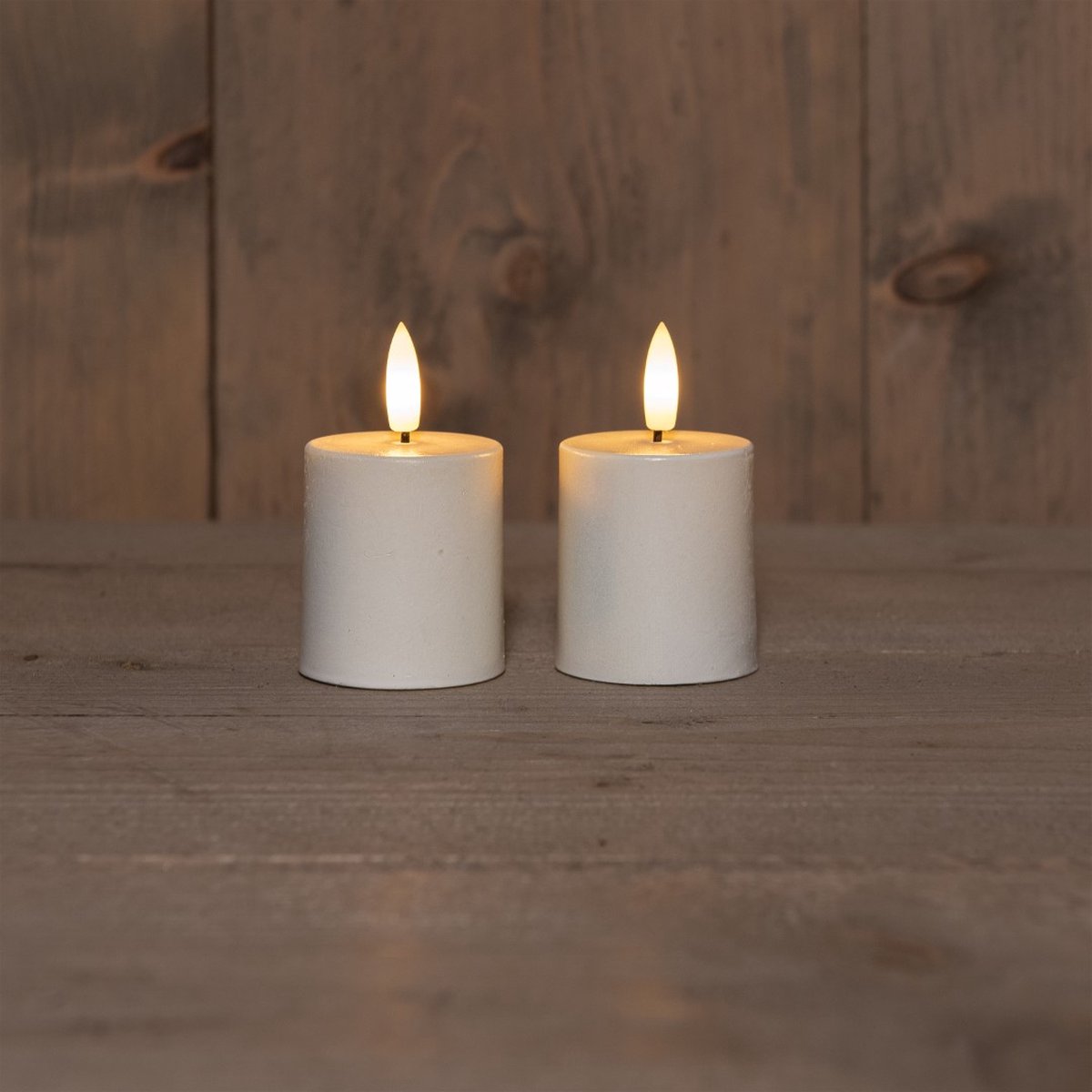 B.O.T. 2Pcs 3D Wick White Candle kaars 4,5X8 cm 2X2Aaa Anna's Colle...
