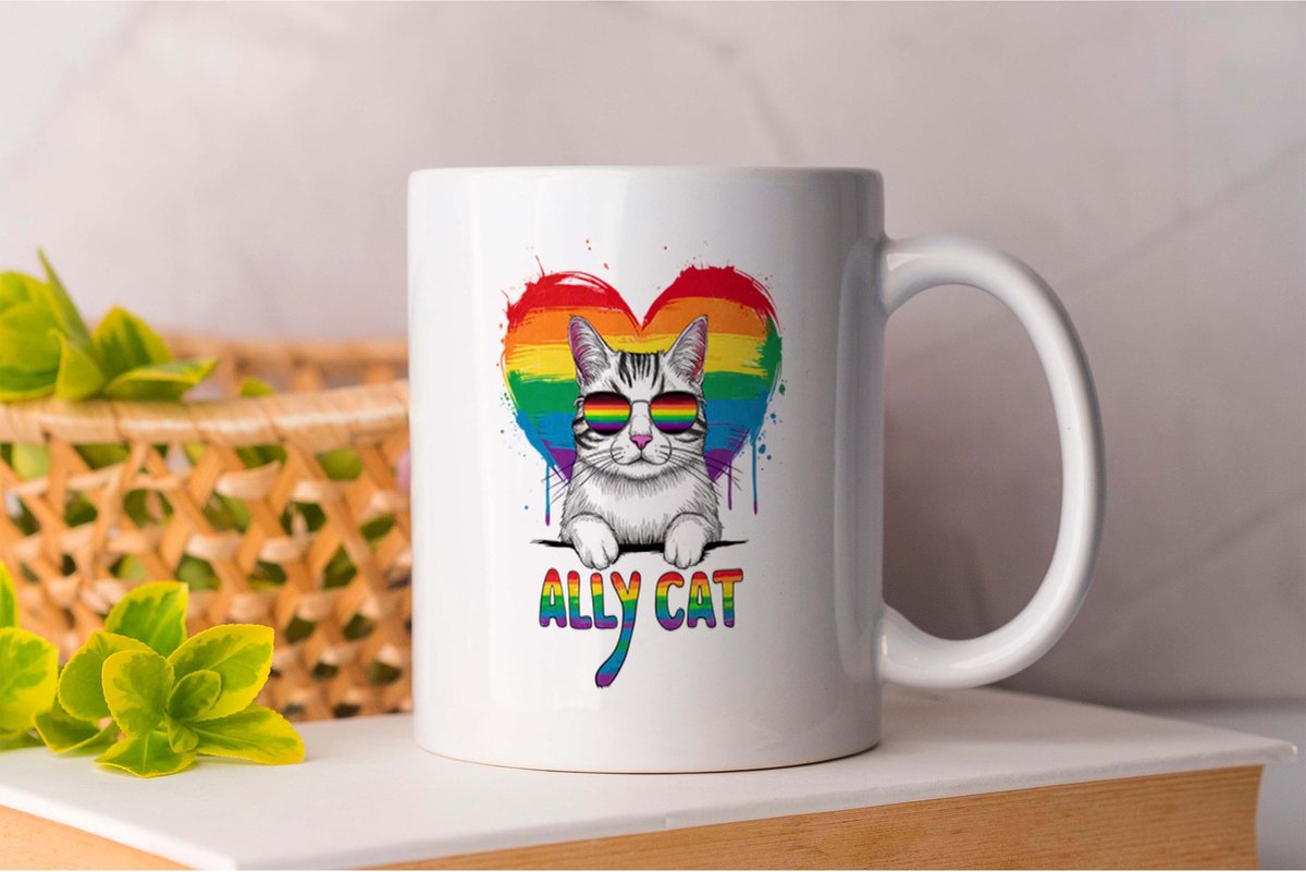 Mok Love Warrior - Pride - LGBT - LGBTQ - LoveIsLove - PrideMaand - LiefdeIsLiefde - Gelijkheid
