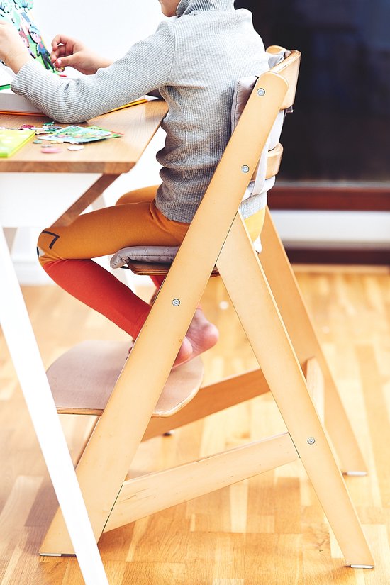 Moby-System Woody kinderstoel, in hoogte verstelbaar, houten eetstoel, zitting met kussen, 3-punts veiligheidsgordel, massief hout van MOB — afbeelding 4