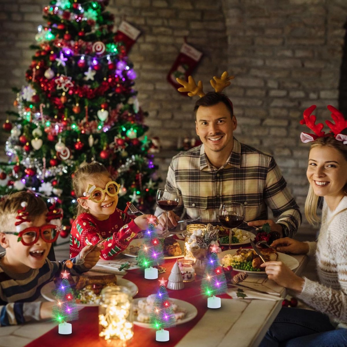 DRERIO 3 stuks kleine kerstboom 22,4 cm hoog tafel kerstboom met verlichting mini kunstmatige kerst/kerstboom met LED kunstmatige dennen slanke kerstboom plastic desktop ornament met basis voor
