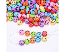 foto van PLAY IT Smiley Kralen 100 stuks - 7 mm - Inclusief Elastisch Draad