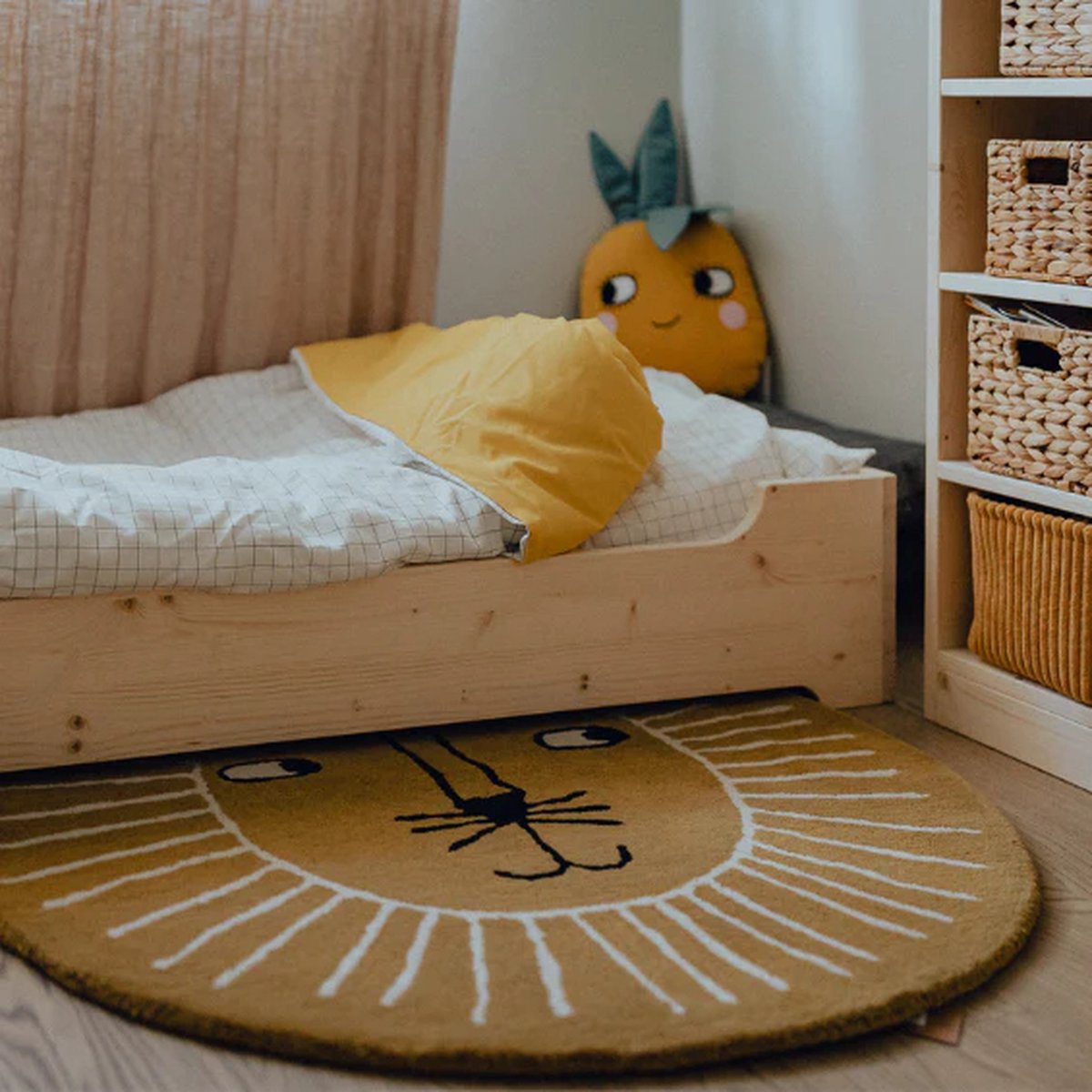 Manine Montessori laag Bed voor Peuter en Kleuter - Massief Hout