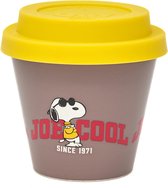 Quy Cup - 90ml Ecologische Reis Beker - Espressobeker “Peanuts  Snoopy Cool” met Gele Siliconen deksel
