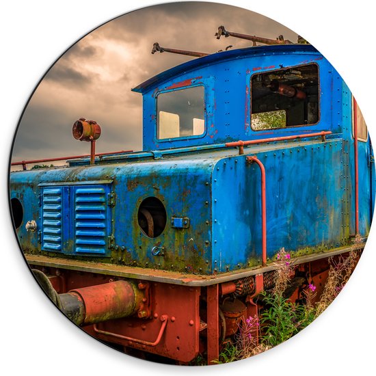 WallClassics - Dibond Muurcirkel - Oude Veroeste Blauwe Trein - 30x30 cm Foto op Aluminium Muurcirkel (met ophangsysteem)