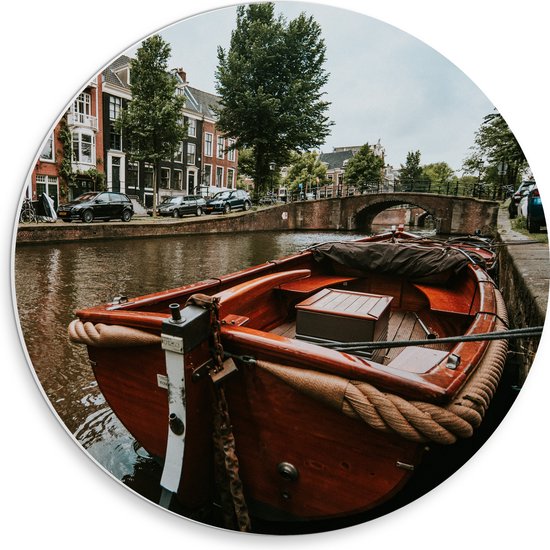 WallClassics - PVC Schuimplaat Muurcirkel - Boot in Amsterdamse Gracht - 30x30 cm Foto op Muurcirkel (met ophangsysteem)