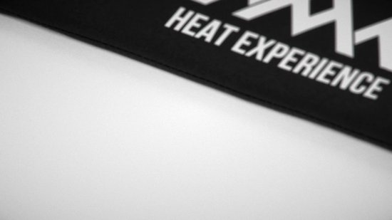 HeatX Warmtekussen Outdoor - Inclusief powerbank - Draadloos - Elektrisch Kussen - Zwart