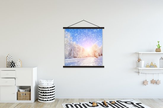 Porte-affiche avec affiche - Affiche scolaire - Neige - Soleil - Hiver - 90x90 cm - Lattes noires