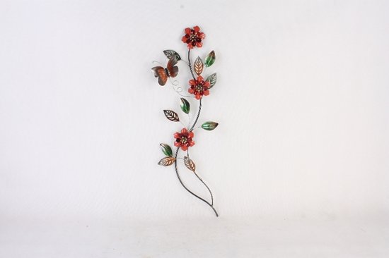 Wanddecoratie metaal - tak met bloemen en vlinder - 33 x 97 cm