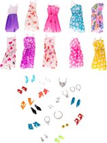 Kleding voor Modepoppen + Accessoires 43 Elementen - Modepop - Poppenkleding - Kleertjes - Poppenkleertjes - Geschikt Voor Bekende Mode Pop Merken Poppen - 10 Complete Outfits