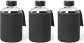 3x Stuks glazen waterfles/drinkfles met zwarte softshell bescherm hoes 600 ml - Sportfles - Bidon