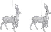 2x Zilveren rendier kersthangers kunststof 12 cm kerstornamenten - Kerstboomversiering - Kerstornamenten