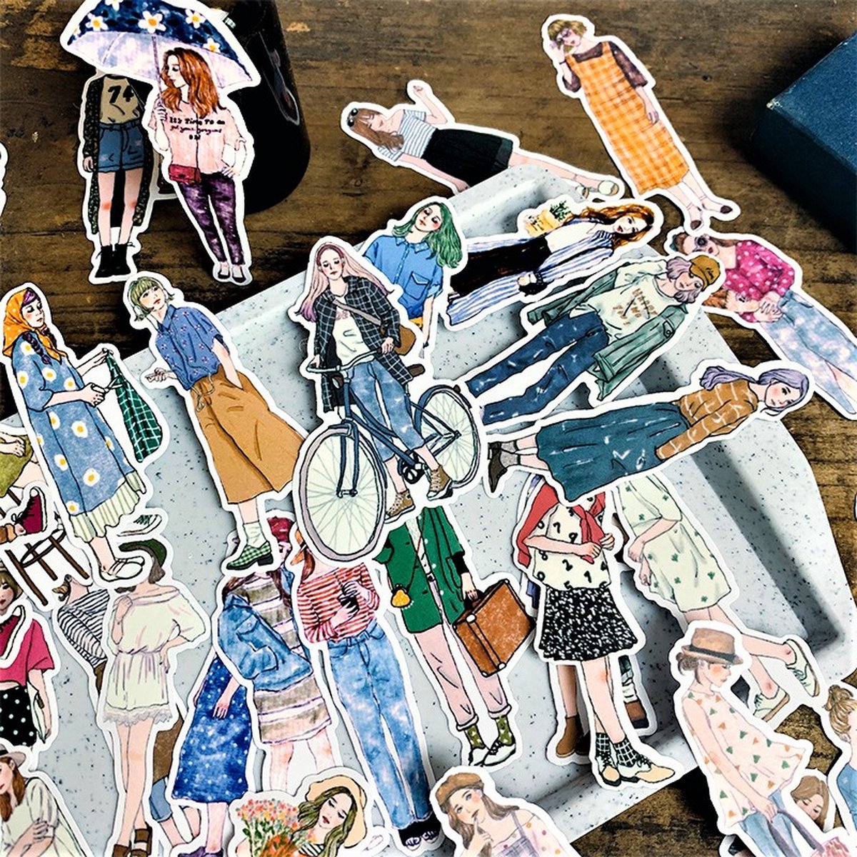 Stickerset Girl - 100 stuks - o.a voor gebruik in journals, srapbooking, kaarten maken, bulletjournals etc.