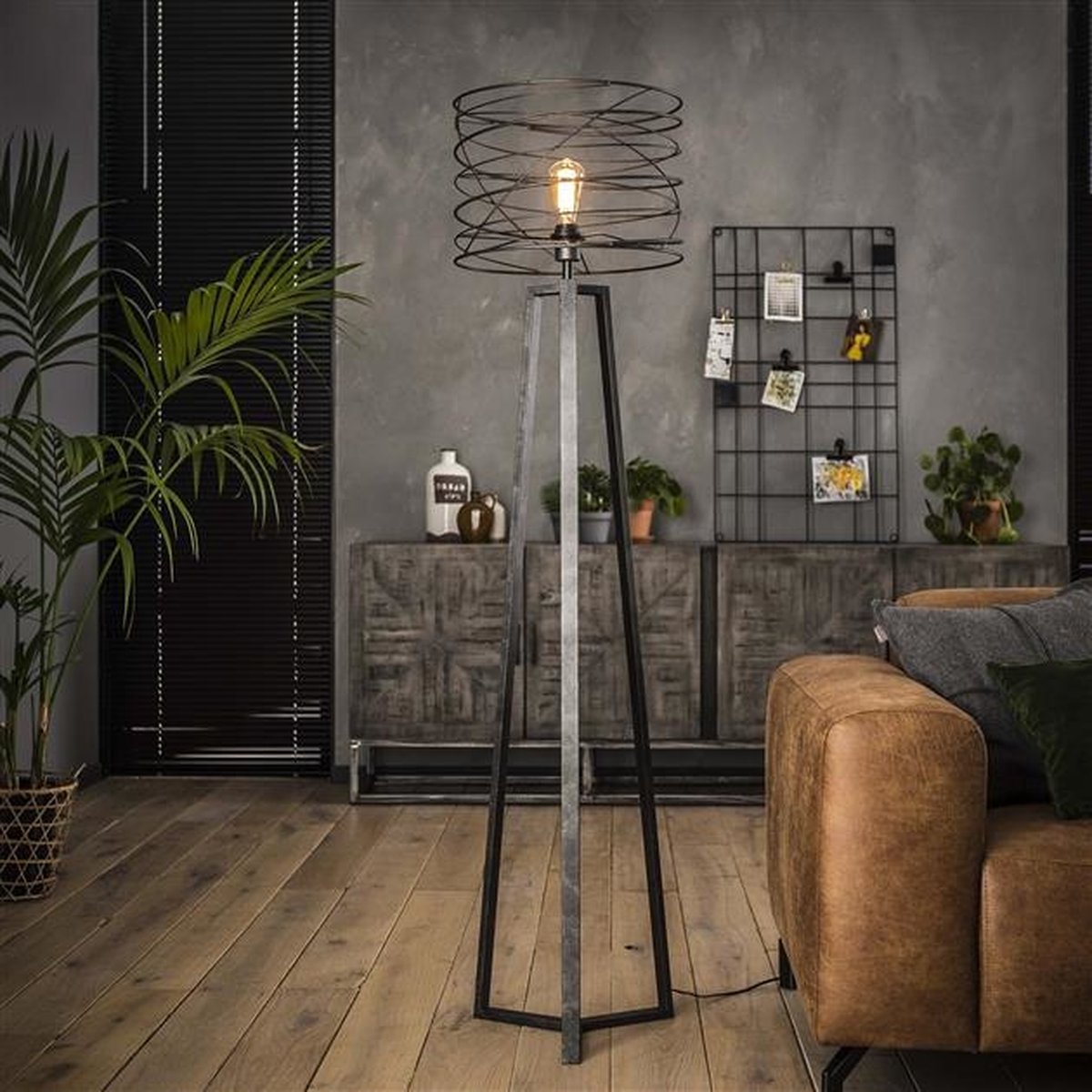 Twist Lampe De Chevet Industrielle Métal Bois I Livraison gratuite -  Dimehouse