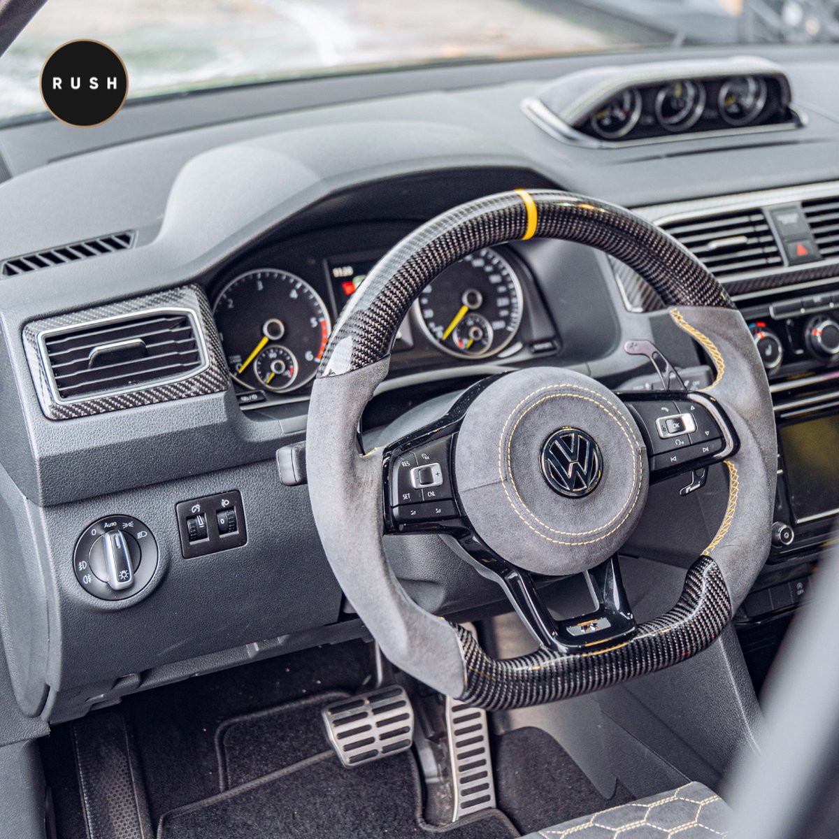 RUSH Interior Clean - interieurreiniger auto - 300 ml - Reinigt veilig en grondig - Laagschuimend en een frisse geur - Laat geen strepen/vlekken achter - auto schoonmaken – foto 4