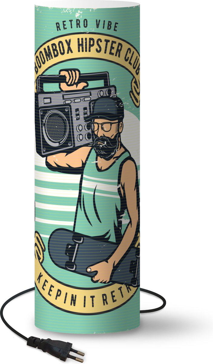 Lamp - Nachtlampje - Tafellamp slaapkamer - Mancave - Radio - Skateboard - Vintage - 60 cm hoog - Ø19.1 cm - Inclusief LED lamp