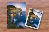 Puzzel Cinque Terre in de avond en verlicht door de gele lampen - Legpuzzel - Puzzel 500 stukjes